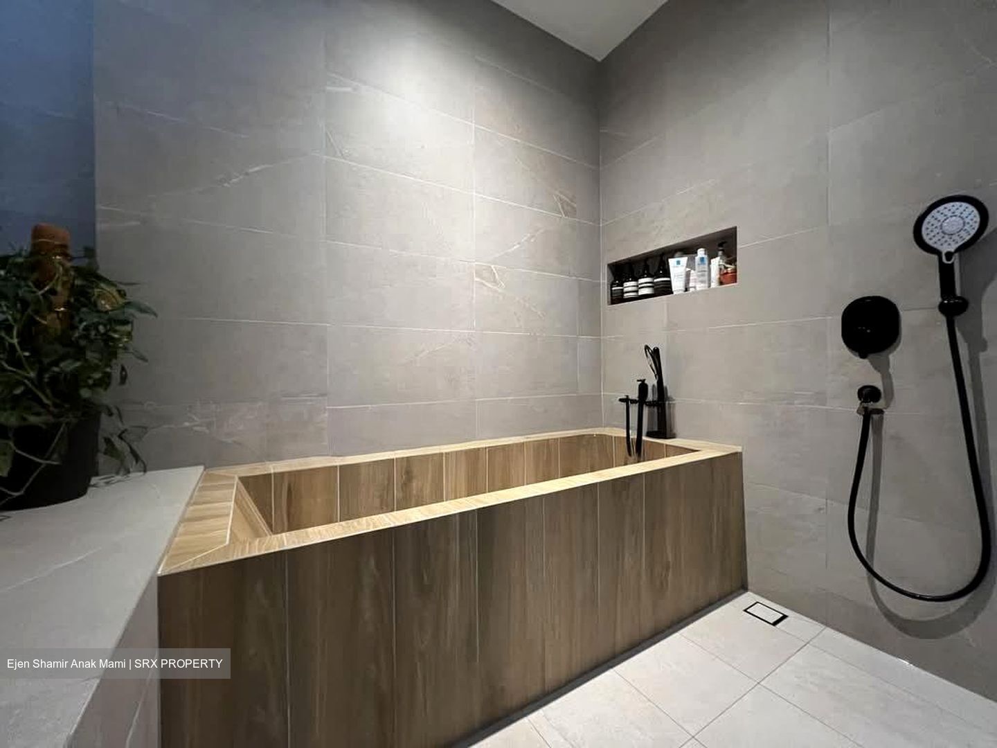 City Square Residences (D8), Condominium #575367711